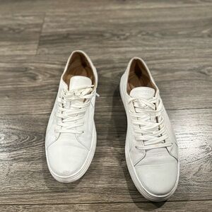 Patina all white low top leather sneakers